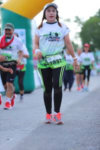 BIB: 1832
                            <button type="button" onclick="openModal(3656077)" class="btn btn-primary btn-sm float-right btn-popup" data-toggle="modal" data-target=".modal-high-quality">
                        <i class="fas fa-shopping-cart"></i> Add to Cart
                    </button>
                                            <button type="button" onclick="isThisMe(3656077, true)" class="btn btn-success btn-sm float-right btn-popup btn-isme hidden" data-toggle="tooltip" data-placement="bottom" title="นี่คือรูปของคุณใช่ไหม คลิกที่นี่เพื่อเอาเข้าอัลบั้ม">
                        <i class="fas fa-plus"></i> Add to album
                    </button>
                    <button type="button" onclick="isThisMe(3656077, false)" class="btn btn-warning btn-sm float-right btn-popup btn-isnotme hidden">
                        <i class="fas fa-ban"></i> Remove from album
                    </button>